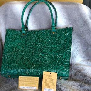 Patricia Nash Zancona in Soft Green